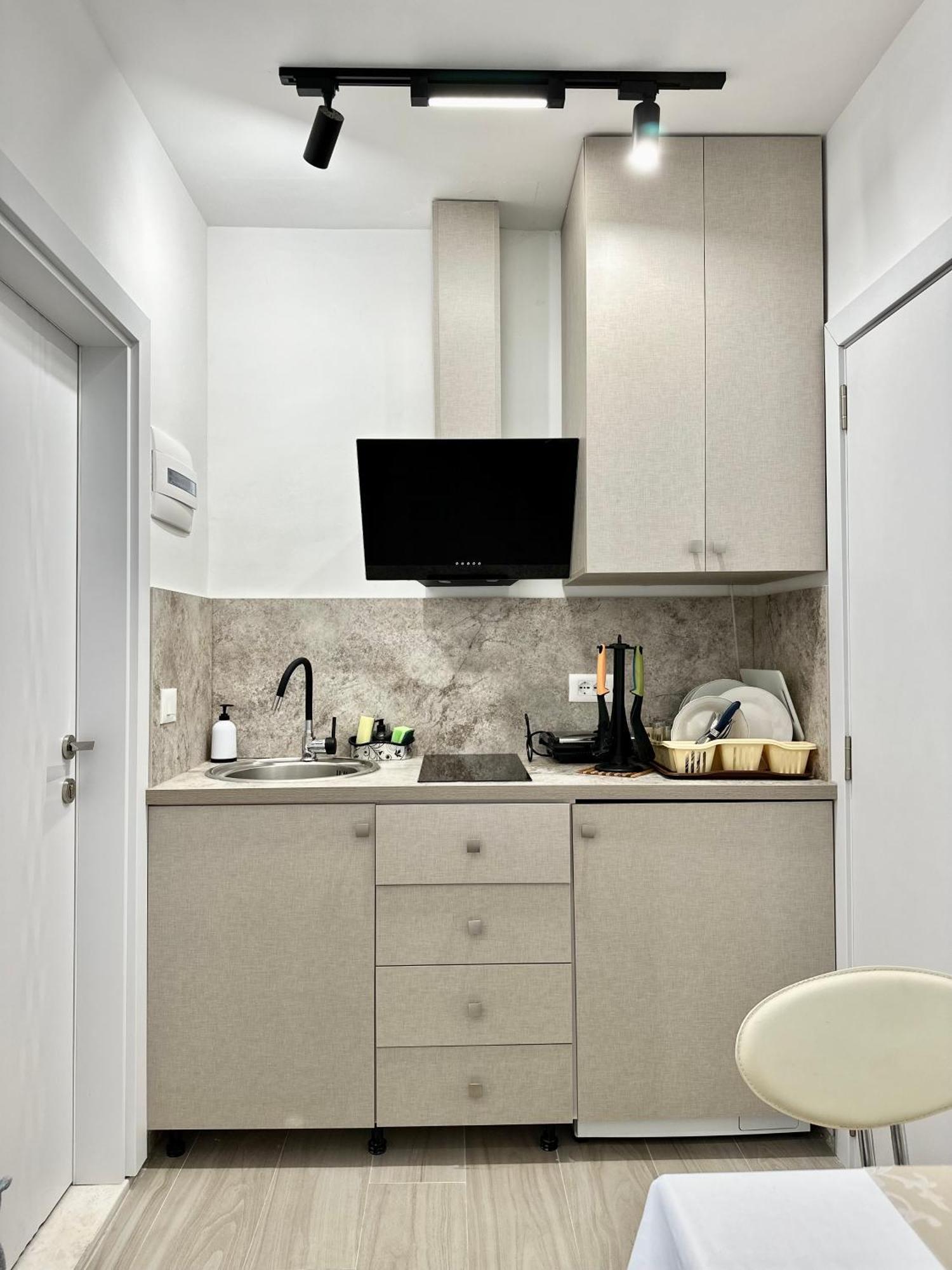 Al Mare Rooms Sarande Luaran gambar