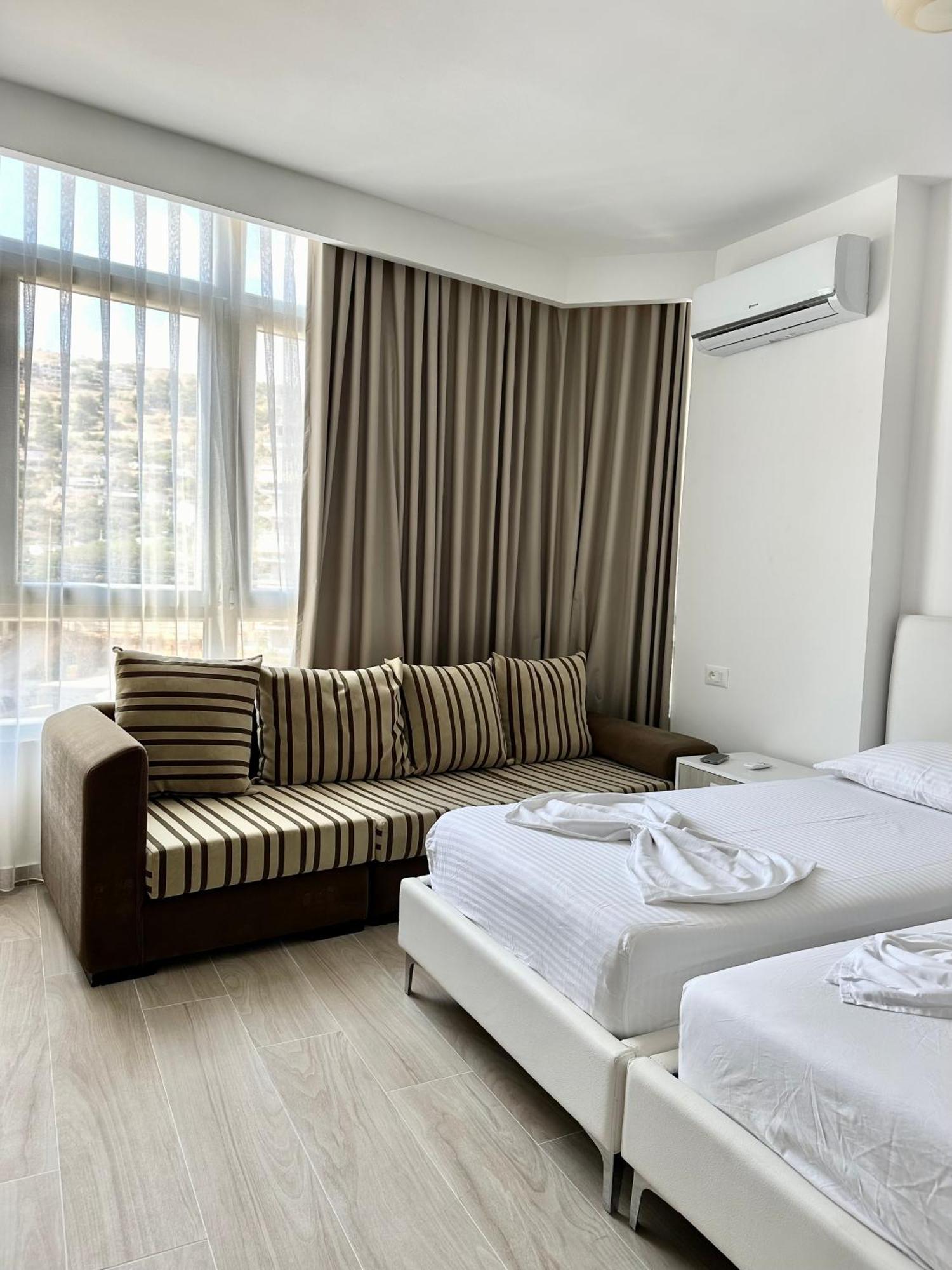 Al Mare Rooms Sarande Luaran gambar