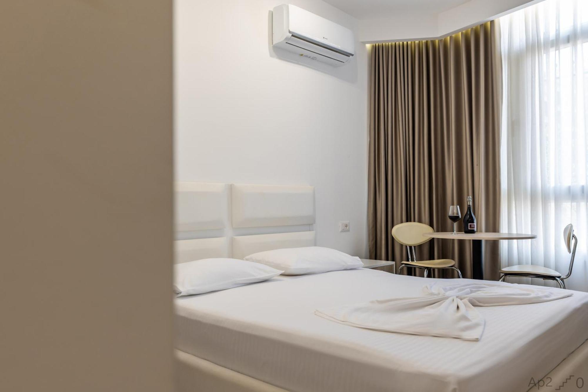 Al Mare Rooms Sarande Luaran gambar